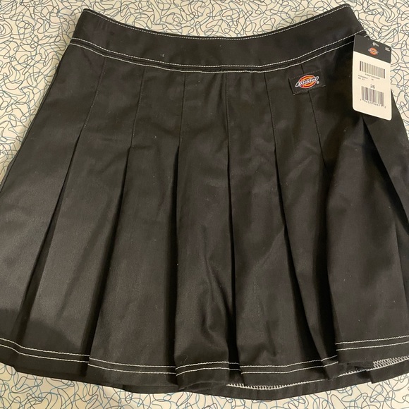 NWT Dickies Pleated Skirt - Picture 7 of 8